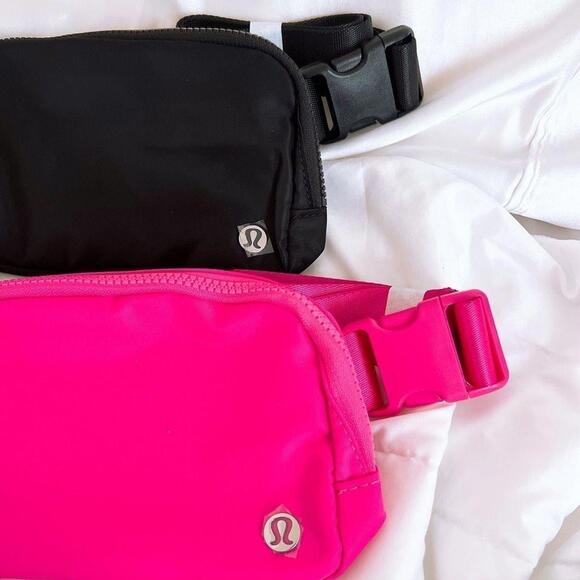 Lululemon Everywhere Belt Bag 1L Sonic Pink & Black Bundle - Picture 2 of 5